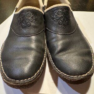 Jambu Shoes Women 9M Clogs Black Leather Faux Fur Slip-On